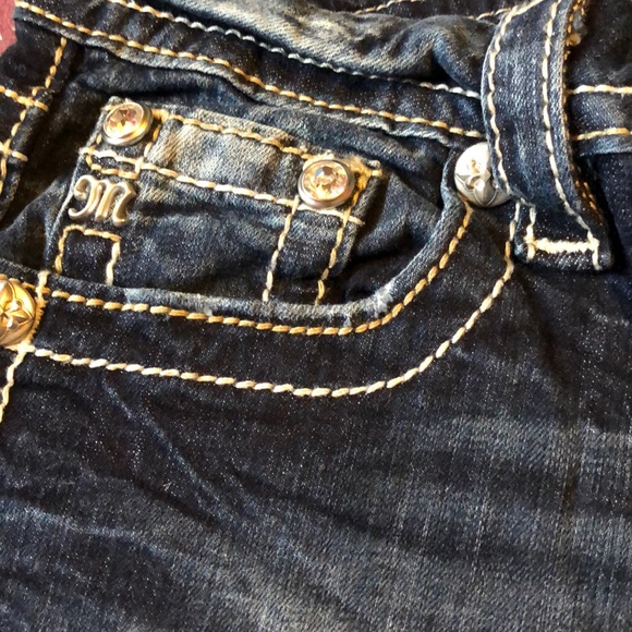 Jeans - Picture 5 of 5